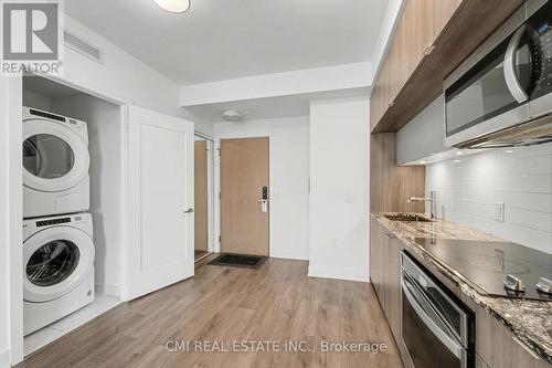3317 - 585 Bloor Street E, Toronto, ON - Indoor Photo Showing Laundry Room