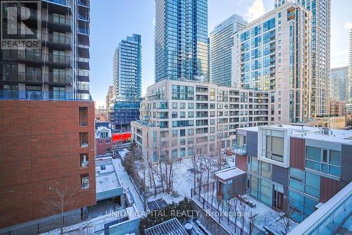 507 - 101 Erskine Avenue, Toronto, ON - Outdoor With Facade