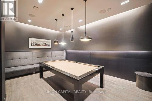 507 - 101 Erskine Avenue, Toronto, ON - Indoor Photo Showing Other Room