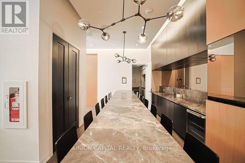 507 - 101 Erskine Avenue, Toronto, ON - Indoor Photo Showing Other Room