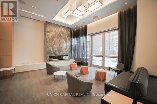 507 - 101 Erskine Avenue, Toronto, ON - Indoor Photo Showing Other Room