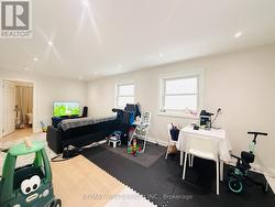 MAIN - 4 SUTHERLAND AVENUE  Toronto, ON M4C 1R8