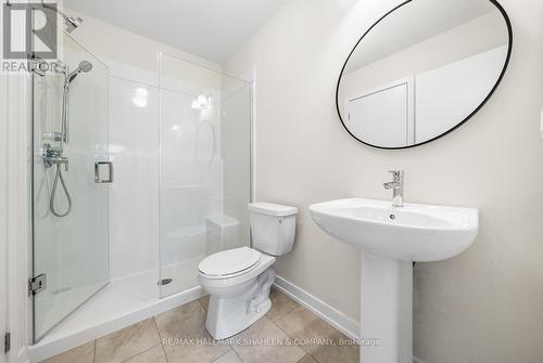 1354 Kaniv Street, Oakville, ON - Indoor Photo Showing Bathroom