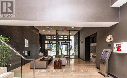 1506 - 1940 Ironstone Drive, Burlington (Uptown), ON - Indoor Photo Showing Other Room