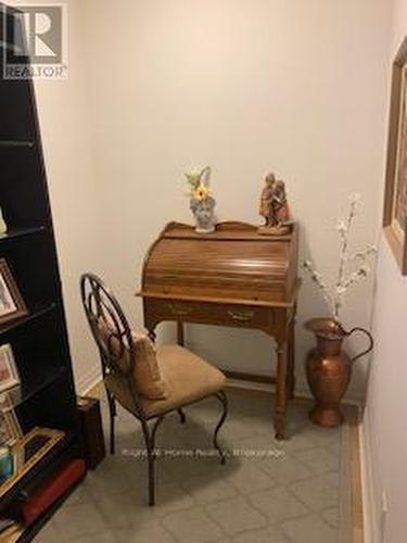 1506 - 1940 Ironstone Drive, Burlington (Uptown), ON - Indoor Photo Showing Other Room