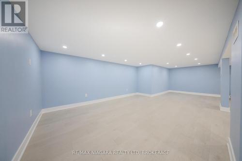 5 Meadowvale Drive, St. Catharines (Lakeport), ON - Indoor Photo Showing Other Room