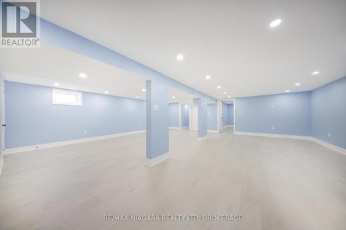 5 Meadowvale Drive, St. Catharines (Lakeport), ON - Indoor