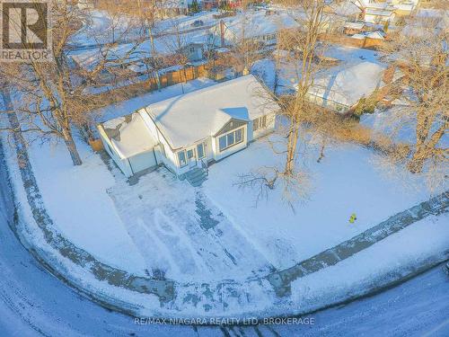 5 Meadowvale Drive, St. Catharines (Lakeport), ON - Outdoor With Body Of Water With View