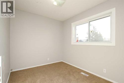 Bedroom 2 - 69 Erickson Drive, Red Deer, AB - Indoor Photo Showing Other Room