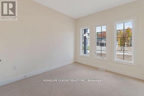 74 Ruby Drive, Oro-Medonte, ON - Indoor Photo Showing Other Room