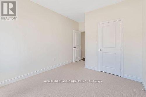 74 Ruby Drive, Oro-Medonte, ON - Indoor Photo Showing Other Room