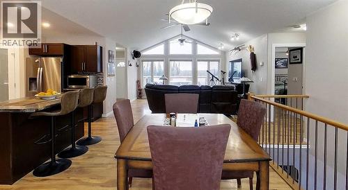 54003A Range Road 175, Rural Yellowhead County, AB - Indoor Photo Showing Dining Room