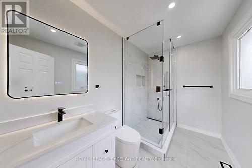186 Marsi Road, Richmond Hill, ON - Indoor Photo Showing Bathroom