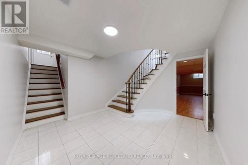 186 Marsi Road, Richmond Hill, ON - Indoor Photo Showing Other Room