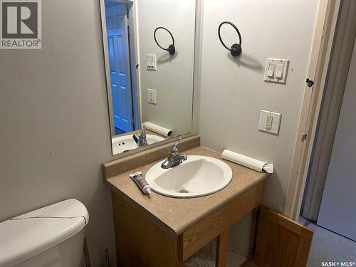 201 3094 5Th Avenue E, Prince Albert, SK - Indoor Photo Showing Bathroom