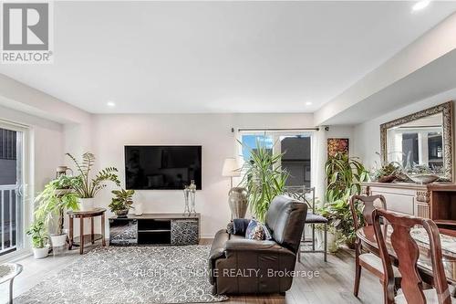 558 Recolte Private, Ottawa, ON - Indoor Photo Showing Living Room