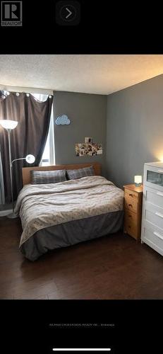 209 - 8 Silverbelle Grove, Toronto, ON - Indoor Photo Showing Bedroom