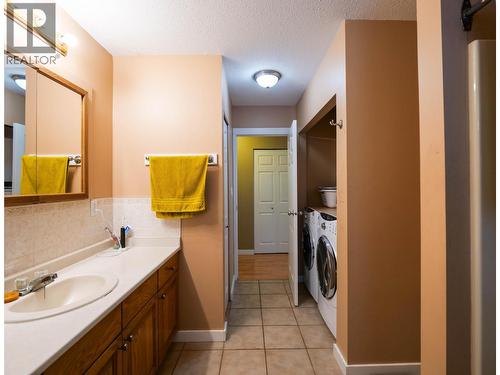 1282 Omega Road, Quesnel, BC - Indoor Photo Showing Laundry Room