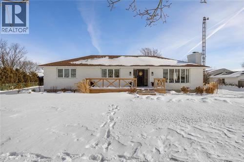 5328 Mandaumin Road, Plympton-Wyoming, ON - Outdoor With Deck Patio Veranda