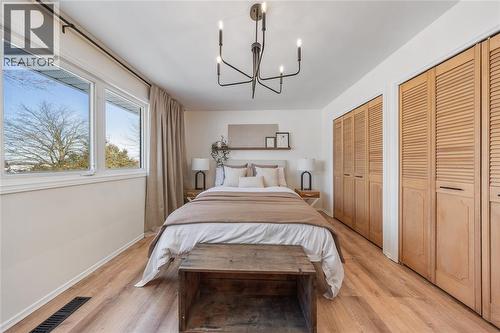 5328 Mandaumin Road, Plympton-Wyoming, ON - Indoor Photo Showing Bedroom