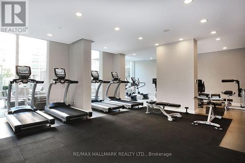 611 - 1 Bedford Road, Toronto, ON - Indoor Photo Showing Gym Room