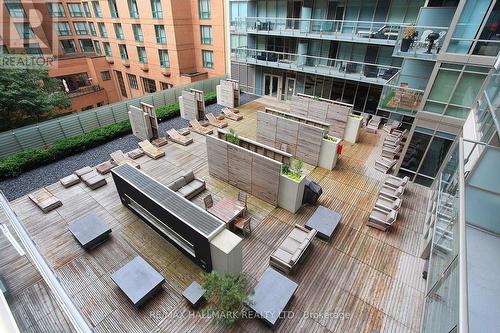 611 - 1 Bedford Road, Toronto, ON - Outdoor