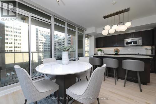 611 - 1 Bedford Road, Toronto, ON - Indoor Photo Showing Dining Room
