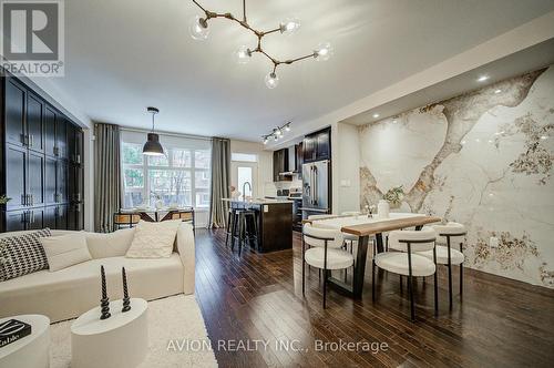 42 Causland Lane, Richmond Hill, ON - Indoor