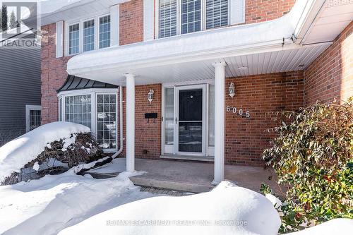 6005 Mountaingate Drive, Niagara Falls, ON - Outdoor