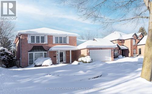 6005 Mountaingate Drive, Niagara Falls, ON - Outdoor With Facade