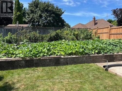 6005 Mountaingate Drive, Niagara Falls, ON - Outdoor