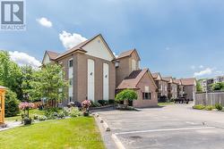 110 - 20 JOHN STREET  Grimsby, ON L3M 1X5