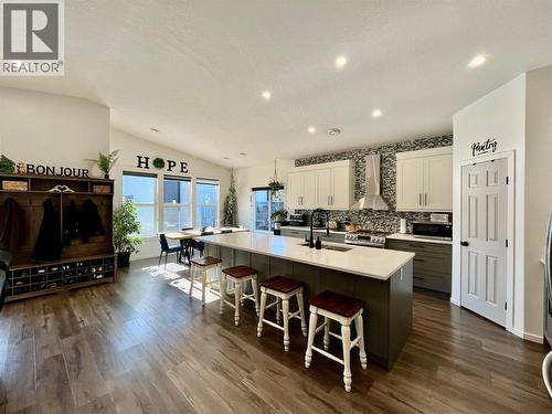 731 Parksville Street, Sicamous, BC - Indoor