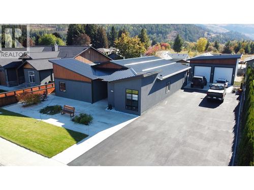 731 Parksville Street, Sicamous, BC - Outdoor