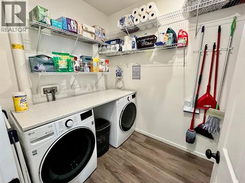 731 Parksville Street, Sicamous, BC - Indoor Photo Showing Laundry Room