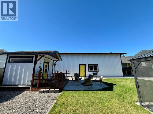 731 Parksville Street, Sicamous, BC - Outdoor