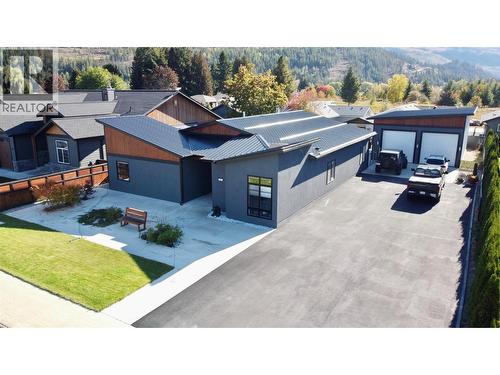 731 Parksville Street, Sicamous, BC - Outdoor