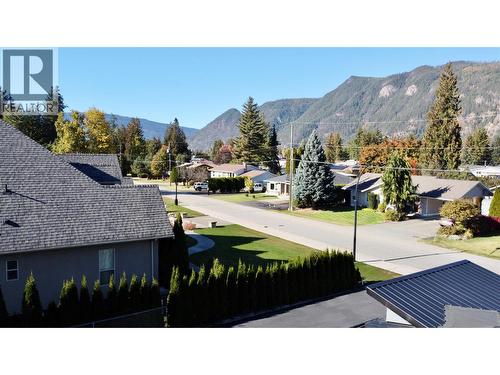 731 Parksville Street, Sicamous, BC - Outdoor