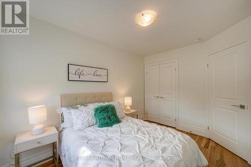 2 - 111 Wilson Street E, Hamilton, ON - Indoor Photo Showing Bedroom