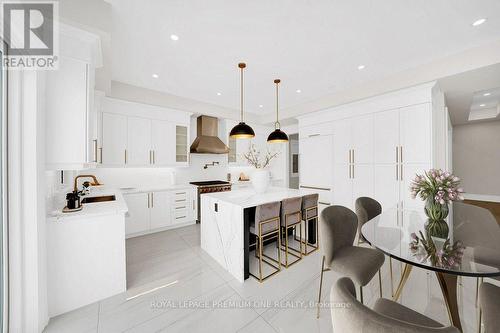 104 Greville Street, Vaughan, ON - Indoor Photo Showing Kitchen