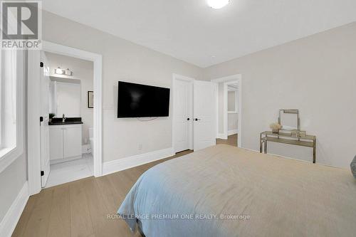 104 Greville Street, Vaughan, ON - Indoor Photo Showing Bedroom