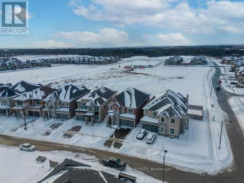 104 Greville Street, Vaughan, ON - Outdoor