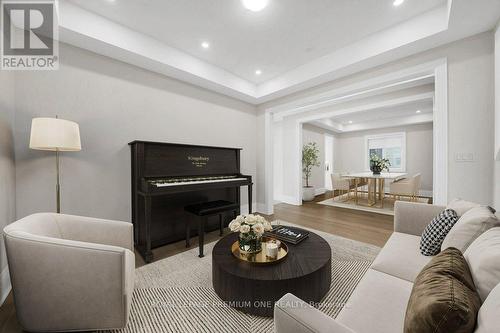 104 Greville Street, Vaughan, ON - Indoor Photo Showing Living Room