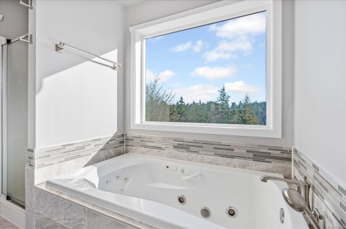 1770 Jay Bell Trail, Qualicum Beach, BC 