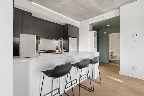 Cuisine - 415-9250 Av. Dubuisson, Montréal (Mercier/Hochelaga-Maisonneuve), QC - Indoor Photo Showing Kitchen