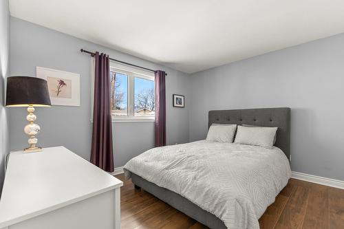 Chambre à coucher principale - 225 Boul. De L'Île, Pincourt, QC - Indoor Photo Showing Bedroom