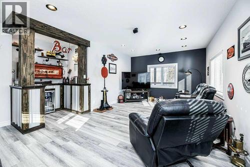 462054 11 Range Road Range, Westerose, AB - Indoor