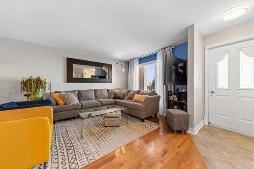 Salon - 686 Rue Marie-Derome, Saint-Jean-Sur-Richelieu, QC - Indoor Photo Showing Living Room