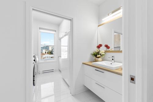 Salle d'eau - 201-180 34E Rue O., Venise-En-Québec, QC - Indoor Photo Showing Bathroom