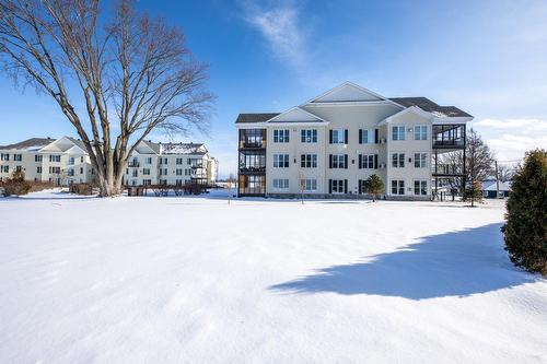 Face arrière - 201-180 34E Rue O., Venise-En-Québec, QC - Outdoor With Facade